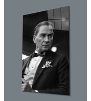 Atatürk Siyah Beyaz Dikey Cam Tablo Hediyelik Büyük Tablo Ev Ofis Dekoru