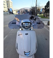 MOTOCAM Kymco Like 125 Ön Cam 2009-2023 Model 43cm Füme Renkli 4mm APARATSIZ