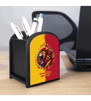 BBaskı  Kişiye Özel İsim Yazılı Sarı-Kırmızı Aslan Temalı MDF Kalemlik  Masaüstü Düzenleyici  Kalın MDF  7x8x10 cm  Okul Ofis Ev Kullanımı  Taraftar Hediyesi