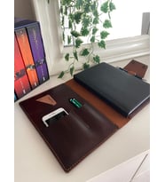 ALESTA LEATHER İsme Özel El Yapımı Hakiki Deri A5 Organizer Kılıf - DEFTER & KALEM HEDİYELİ (Koyu Taba)