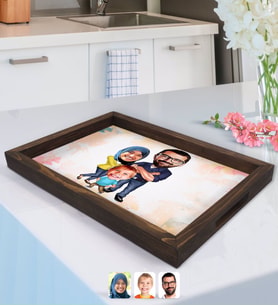 BK Gift Kişiye Özel Tesettürlü Aile Karikatürlü Doğal Ahşap Tepsi-1