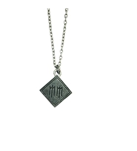 Marilyn Manson Rock Metal Grup Zincir Kolye – 60 cm Unisex Takı (Gümüş)