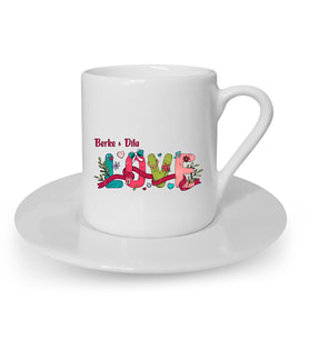 İsme Özel Fincan - Çiçek Detaylı Love Baskılı (Beyaz)