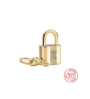 Kilit ve Anahtar Sallantılı Gold Charm