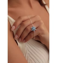 925 Ayar Gümüş Zincirli Aqua Taşlı Lotus Kamelya Çiçeği Bileklik