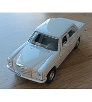 Nostaljik Mercedes Benz 220 Oyuncak Metal Diecast Araba 1:32 Çek Bırak Otomobil 12 Cm (Beyaz)