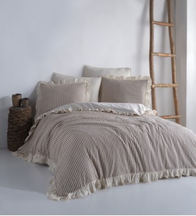 Macas Home Soil %100 Pamuklu Fırfırlı İpliği Boyalı Çift Kişilik Nevresim Takımı 200*220
