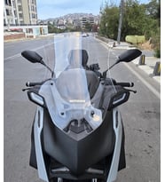 MOTOCAM Yamaha Xmax Techmax Ön Cam 2025-2026 Model 63cm Şeffaf Renkli 4mm Asansörlü