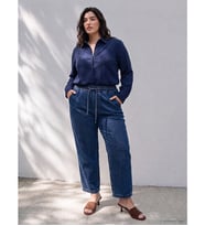 LCW Petite Lacivert Beli Lastikli Carrot Fit Kadın Jean Pantolon