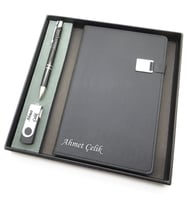 Signator® Codex  N124 Kişiye Özel Defterli Set - İsme Özel Siyah Kalem + İsme Özel Siyah Defter + İsme Özel Usb Bellek İsme Özel Kutusunda Hediyelik Set (Karışık)
