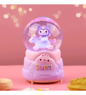 Kuromi İçi Dönmeli Püskürtmeli Işıklı Müzikli Kar Küresi Büyük Boy Alk3038