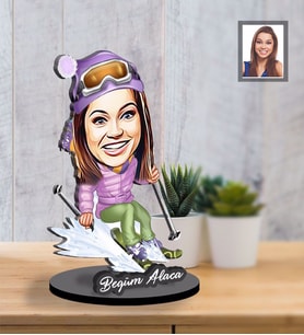 Kişiye Özel Sporcu Karikatürlü İki Katmanlı Ahşap Biblo Bayan-5