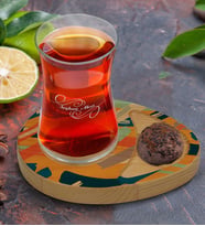 BK Gift Kişiye Özel Modern Art Tasarımlı Doğal Ahşap Tabaklı Heybeli Çay Bardağı Sunum Seti Model 7