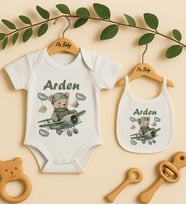 Pia Baby Premium %100 Pamuk İsme Özel Organik Baskılı Çıtçıtlı Bebek Body Ve Önlük 5000-20 (Ekru)