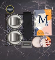 Erkek Hediye Seti 2 Ad Gümüş Renk Fincan , İsme Özel Defter, Metal Mum, Kravat, Dekoratif Ahşap Kutulu