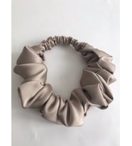 Kadın Gold Saten Büzgülü Scrunchie Saç Bandı