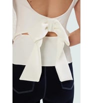Yazlık Finike Dokuma Bluz Sırt Fiyonk Detaylı Fitted Kalıp Günlük Kullanım İçin Rahat (Beyaz)