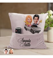 BK Gift Kişiye Özel Sevgililer Karikatür Tasarımlı Organizer Kumanda ve Atıştırmalık Cepli Pembe Kırlent Yastık-53 Arkadaşa Hediye, Cepli Yastık