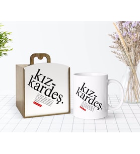 BK Gift Kişiye Özel Ahşap Kutuda Kız Kardeş Anlamı Tasarımlı Beyaz Kupa Bardak-1