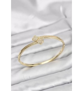Pirinç Gold Renk Zirkon Taşlı Yonca Model Kadın Kelepçe Bileklik - TJ-BB8227