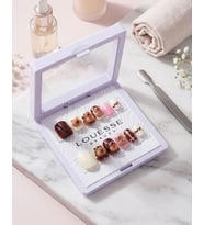 Louésse Capy Mix Takma Tırnak 12’li Kapibara Figürlü Karışık Desenli Sevimli Nail Set