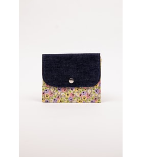 Kadın Cüzdan – Denim Detaylı Çiçek Desenli Çıtçıtlı 15x12 cm