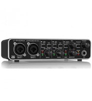 Behringer UMC204HD Audiophile 2x4, 24-Bit/192 kHz USB Audio/MIDI Arabirimi, Midas Mic Preamplifiers