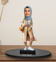 Kişiye Özel Tesettürlü Kadın Arkadaş Tasarımlı Karikatür Biblo  261