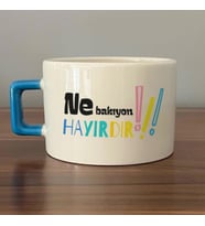 Ne Bakıyon Hayırdır Baskılı Mavi Kulplu C Fincan