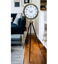 Gold Klasik Tripod Ayaklı Saat (Standart)