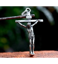 İtalyan Tarz Paslanmaz Çelik İsa Çarmıh Haç Kolye / Jesus Kolye