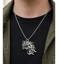 Gümüş Renk Anime FFXVI Ifrit Bahamut Desenli Kolye Unisex Yetişkin