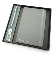 Signator® Codex  N258 Kişiye Özel Defterli Set - İsme Özel Gri Kalem + İsme Özel Gri Defter + İsme Özel 32 GB Usb Bellek İsme Özel Kutusunda Hediyelik Set (Karışık)