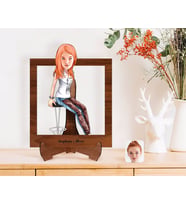 BK Gift Kişiye Özel Kadın Karikatürlü Ahşap Standlı 3D Biblo-39 (Beyaz)