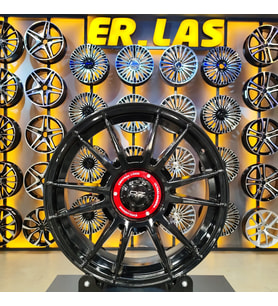 4 Adet STW-822 8*18 5*112 ET40 67,1 BLACK JANT (Takım)