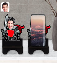 BK Gift Kişiye Özel Şövalye Karikatürlü Ahşap Biblo Telefon Standı-2