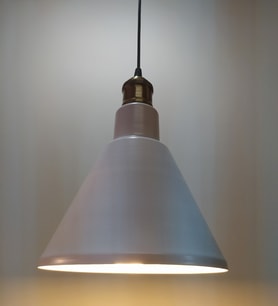 MYLİGHTS METAL SARKIT AVİZE  BEYAZ  ESKİTME ASKILI (Siyah)