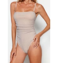 Kadın Moda Atma Kap Kolsuz Slip Yaka Pembe Straplez Drapeli Simli High Leg Regular Mayo