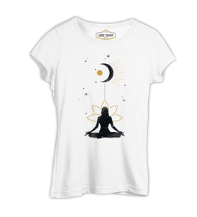 Yoga - Rising to the Moon Beyaz Kadın Tshirt