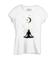 Yoga - Rising to the Moon Beyaz Kadın Tshirt