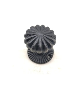 Antika Tarz Dekoratif Pirinç Açarlı Kapı Babası - 50mm, Oksit