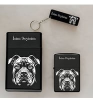 Köpek Desenli Kişiye Özel İsimli Çakmak,Metal Tabaka ve Anahtarlık Seti - 3'lü Hediye Set SMP42 (Siyah)