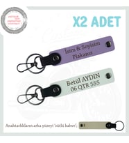 Tarz Sahibi Sürücülere Klas Hediyeler, İsim Ve Plaka Yazılı x2li Hediye Anahtarlık Set, Mor-Beyaz-SK