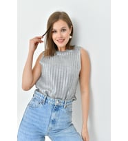 Kadın Bisiklet Yaka Lurex Kolsuz Triko Bluz (Gri)