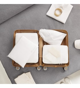 Ocean Home Textile 4'lü Beyaz Renk Bavul İçi Düzenleyici Set 1 Adet 25 x 40 / 1 Adet 32 x 25 / 1 Adet 31 x 22 x 12 / 1 Adet 37 x 27 x 17 cm