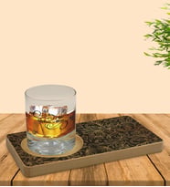 BK Gift Kişiye Özel Retro Motif Tasarımlı Doğal Ahşap Tabaklı Viski Bardağı Sunum Seti Model 16