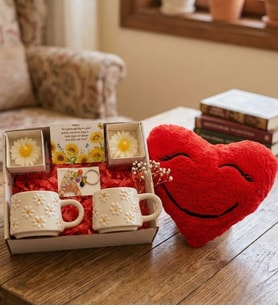 El Yapımı Ppatya Kupalar & Kalp Peluş & Ppatya Mum 2 Ad. & Epoksi Harf Anahtarlık & Motto Kart  - Anneler günü özel