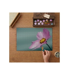 Mor Kosmeya Çiçeği Tasarımı 240 parça Ahşap Puzzle Ahşap Kutuda MP01047