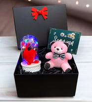 Siyah Kutusunda Renkli Led Işıklı Fanus ve Pembe Peluş Ayıcık Hediye Seti (Model 6)