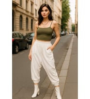 Kadın Dökümlü Yan Cepli Beyaz Şalvar Pantolon